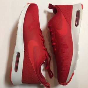 Brand New Mens Nike Air Max, Size 12